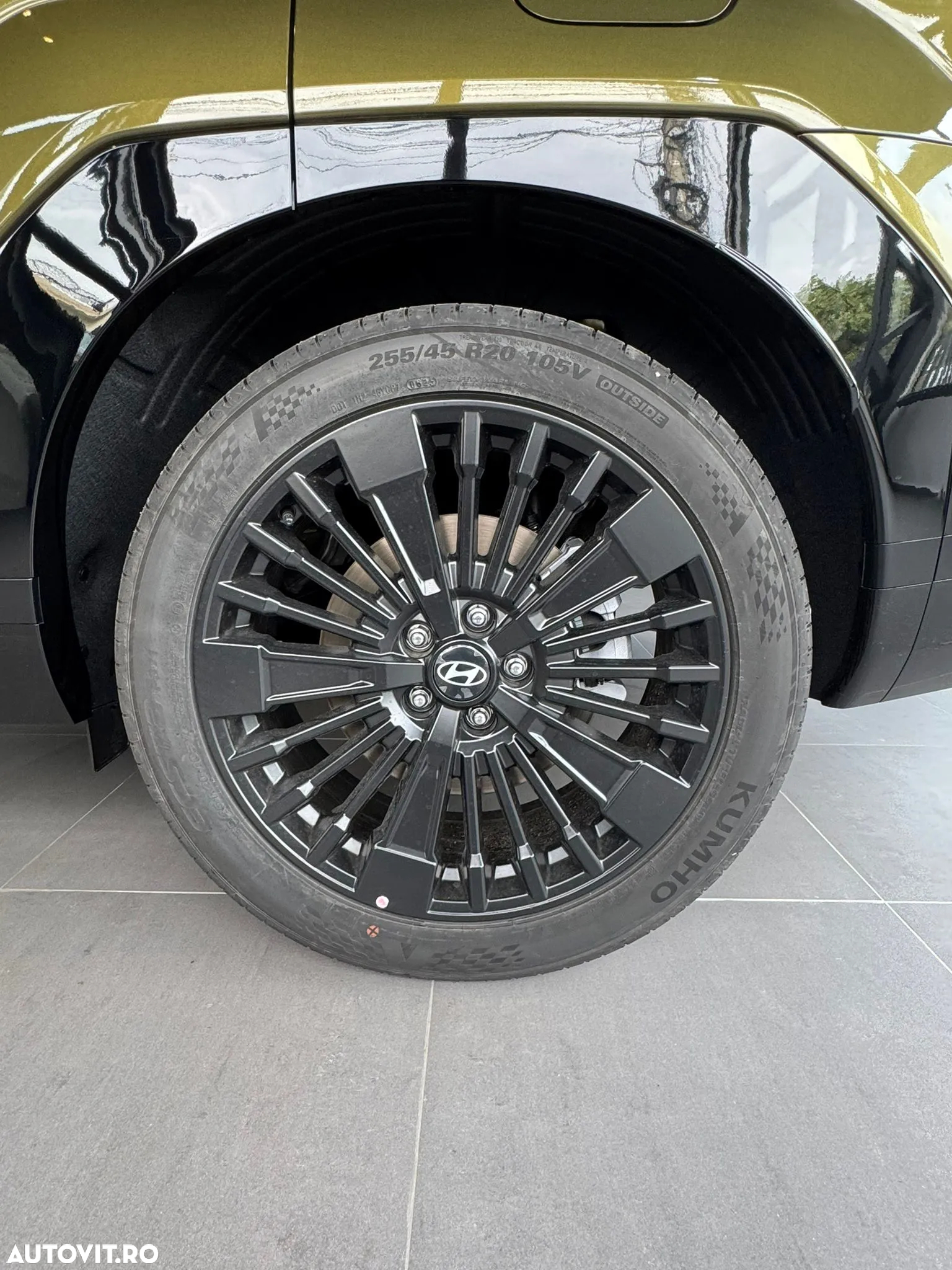 Hyundai Santa Fe 1.6 l 252 CP 4WD 6AT PHEV Calligraphy - 12