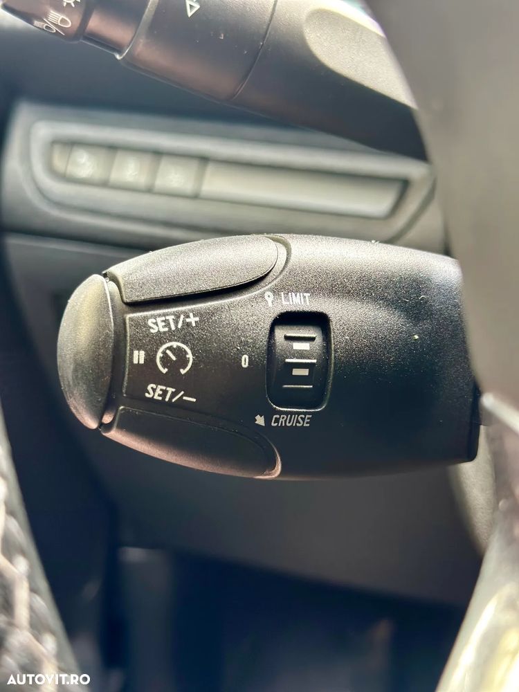 Peugeot 2008 - 20