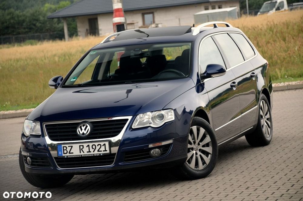 Volkswagen Passat - 4