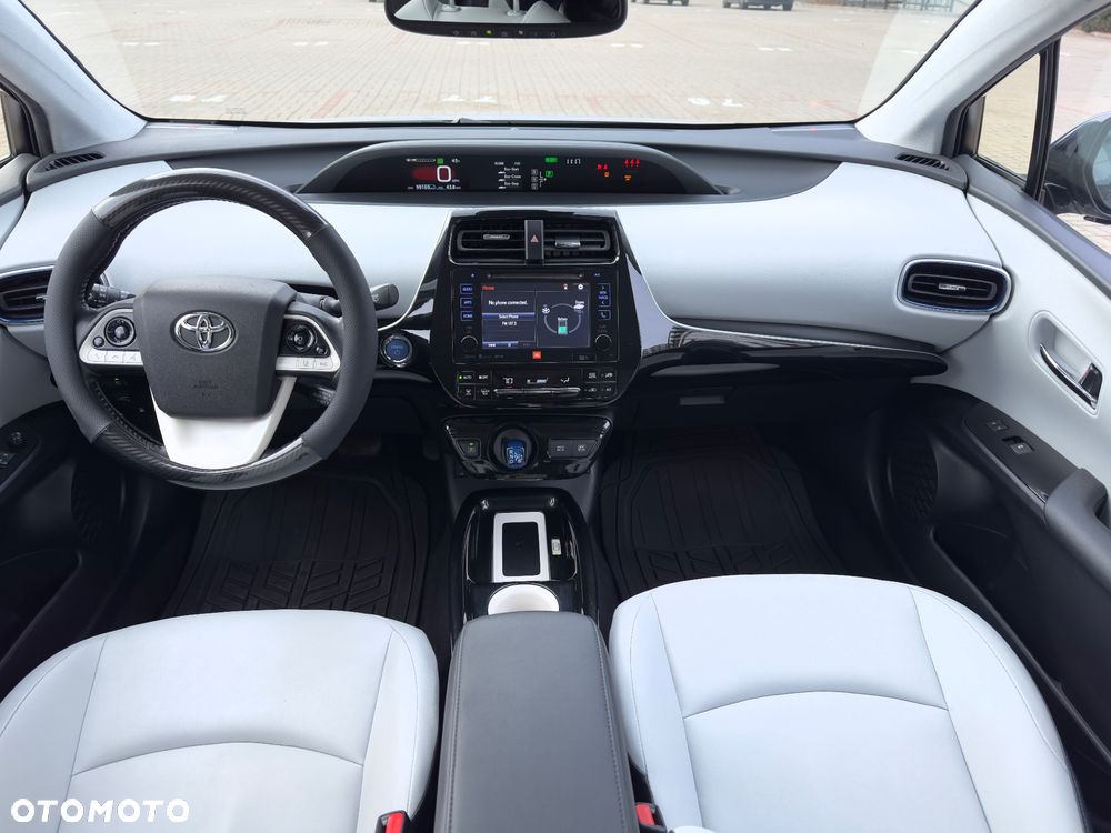 Toyota Prius 1.8 HSD Prestige - 12