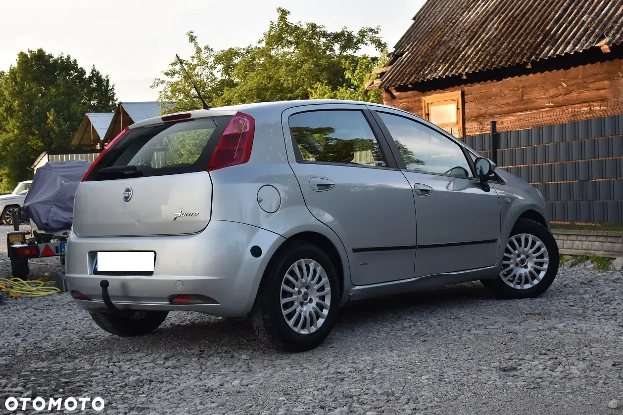 Fiat Grande Punto 1.4 16V Active - 18