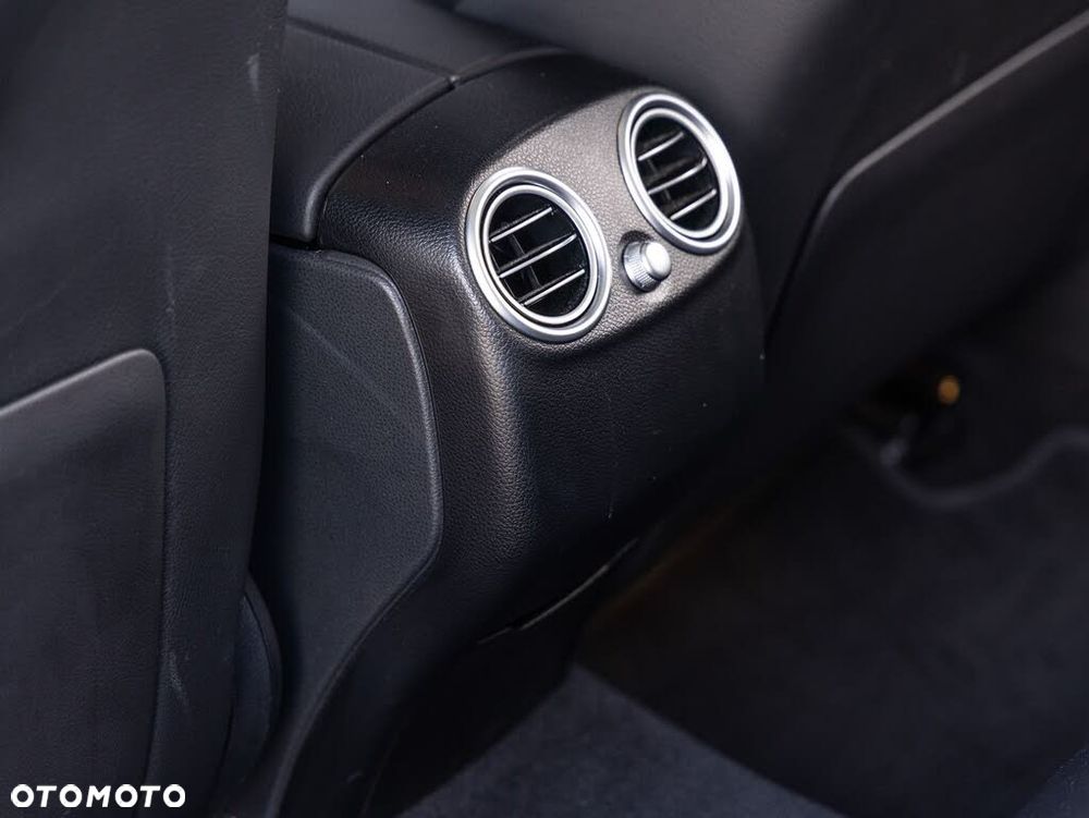 Mercedes-Benz GLC 300 4Matic 9G-TRONIC - 25