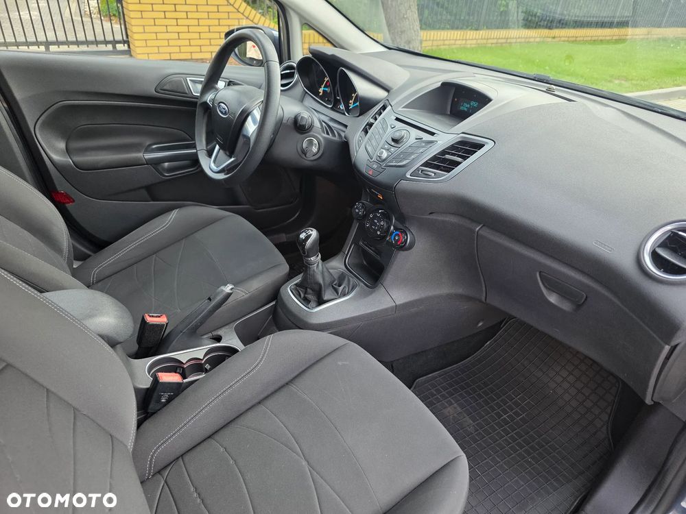 Ford Fiesta 1.25 Trend - 13