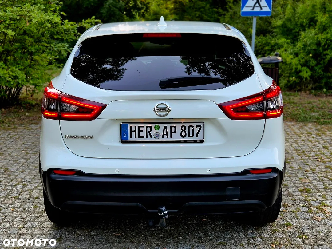 Nissan Qashqai 1.6 DIG-T N-Connecta - 7