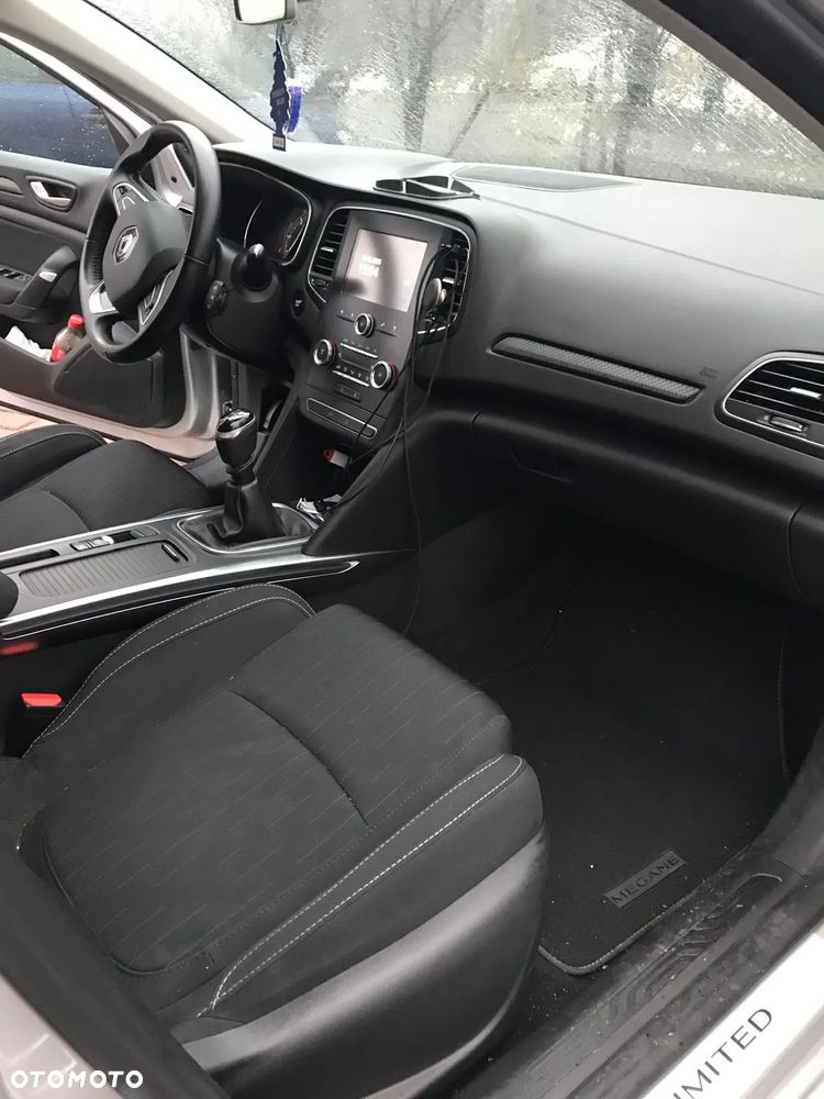 Renault Megane 1.5 Blue dCi Intens - 18