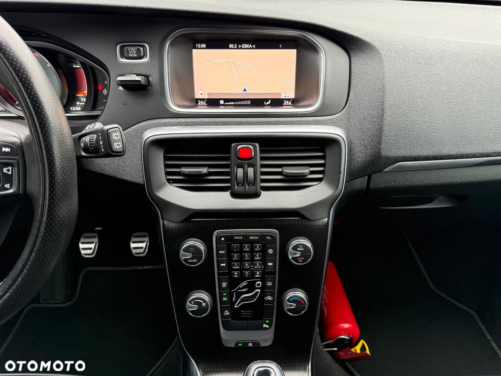 Volvo V40 D2 RDesign - 31