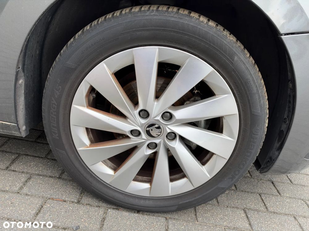 Skoda Octavia - 17