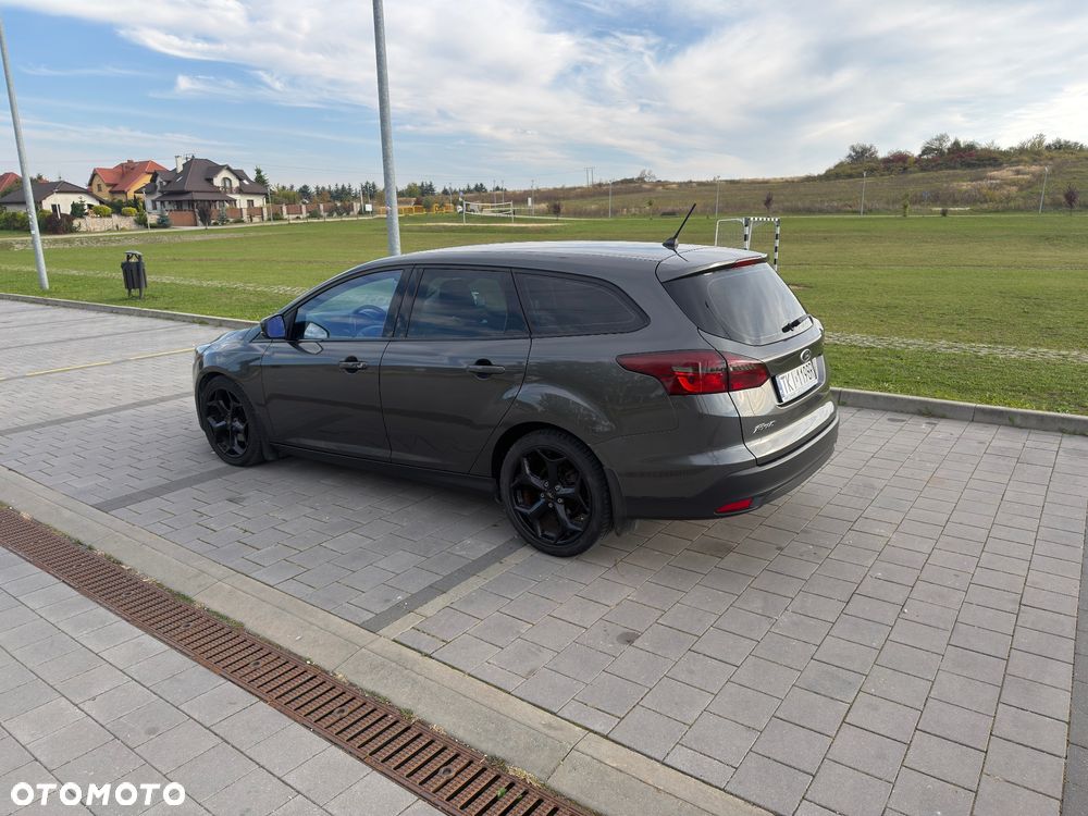 Ford Focus - 12