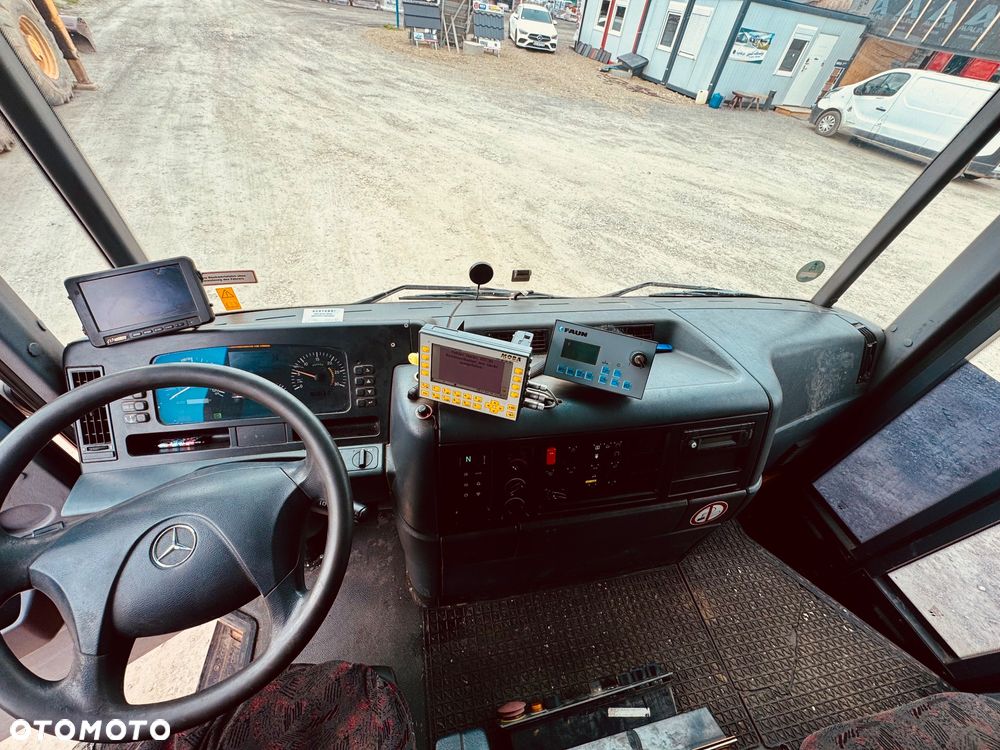 Mercedes-Benz Econic - 16