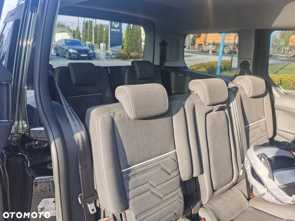 Ford Tourneo Connect Grand - 10