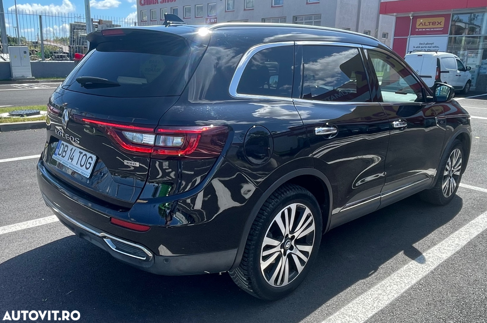 Renault Koleos ENERGY dCi 175 X-tronic 4WD INITIALE PARIS - 3