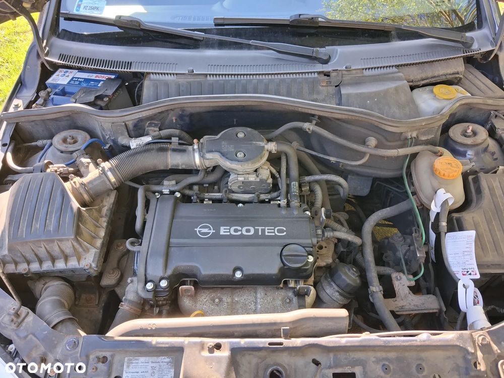 Opel Corsa 1.2 16V Cosmo - 14