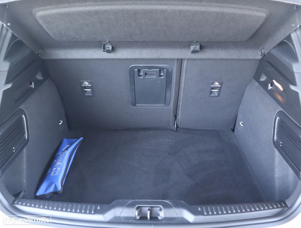 Ford Focus 1.0 EcoBoost MHEV ST-Line Style SIP - 50