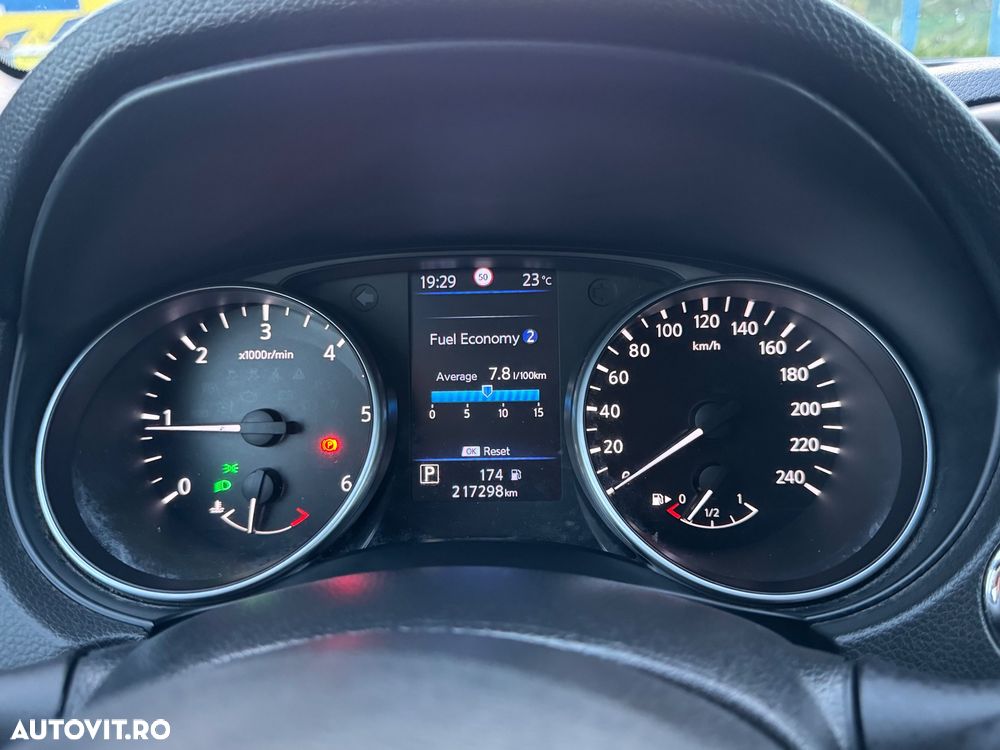 Nissan Qashqai 1.5 DCI DCT TEKNA+ - 11