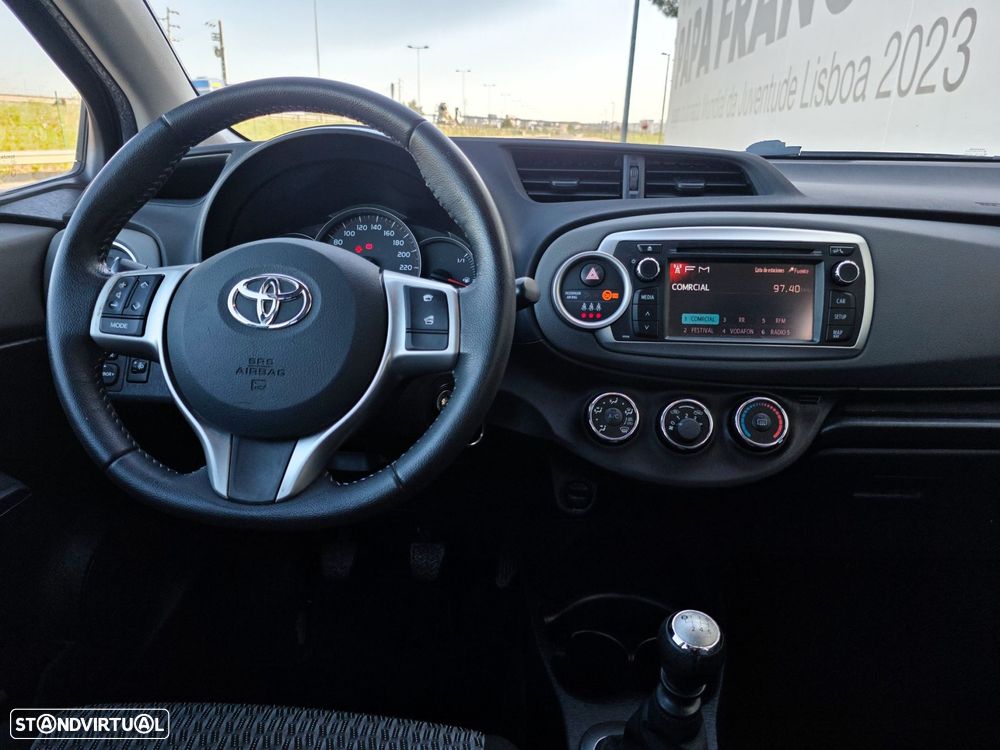 Toyota Yaris 1.33 VVT-i Comfort+P.Style - 20