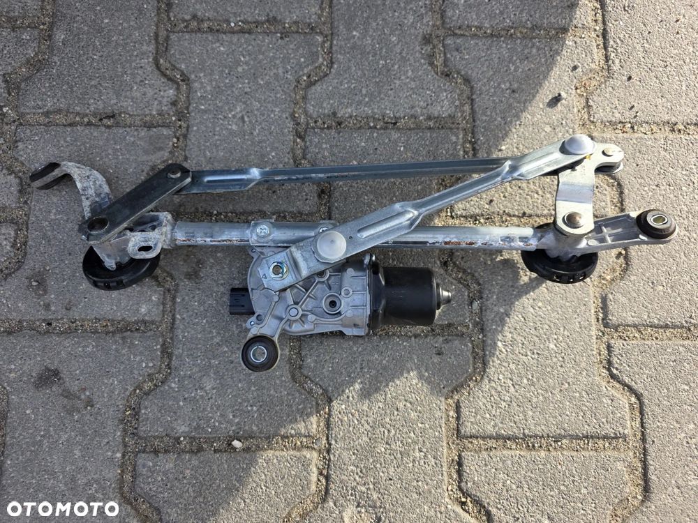 MECHANIZM WYCIERACZEK NISSAN LEAF II 2020 ROK 9530 C118A - 2
