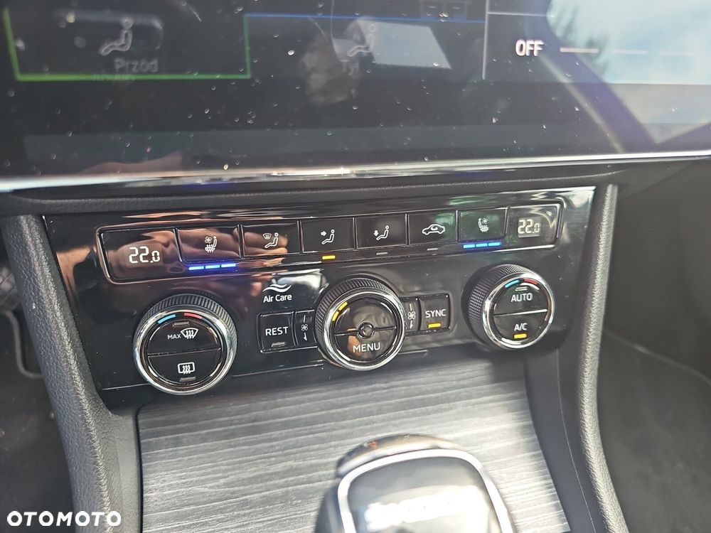 Skoda Superb 2.0 TDI SCR Style DSG - 33