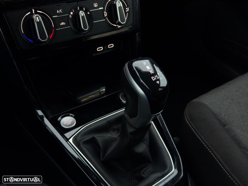 VW T-Cross 1.0 TSI Urban DSG - 14