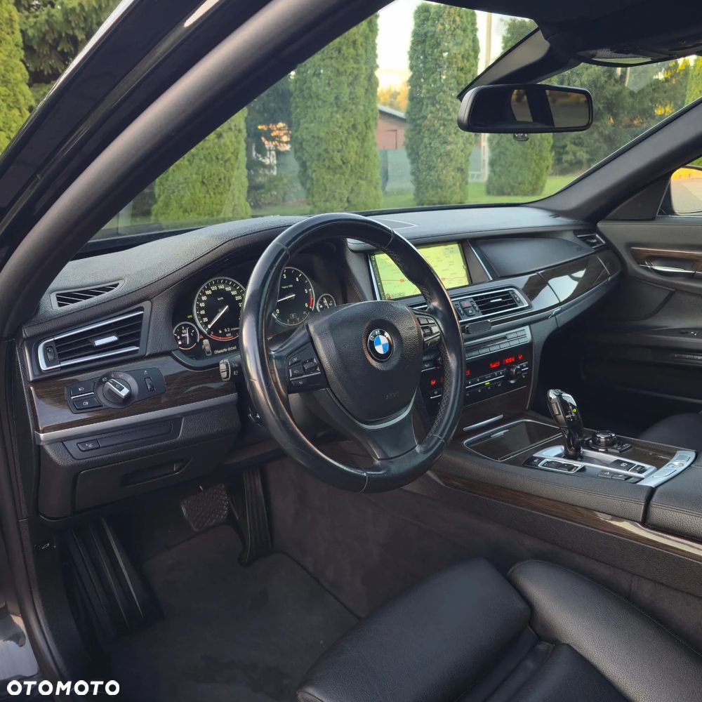 BMW Seria 7 730d xDrive - 19