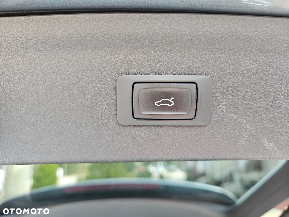 Audi Q3 2.0 TDI Quattro Design S tronic - 21