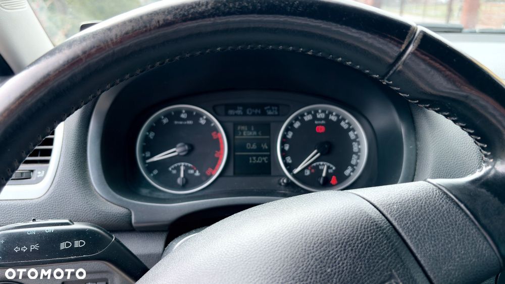Skoda Roomster - 8