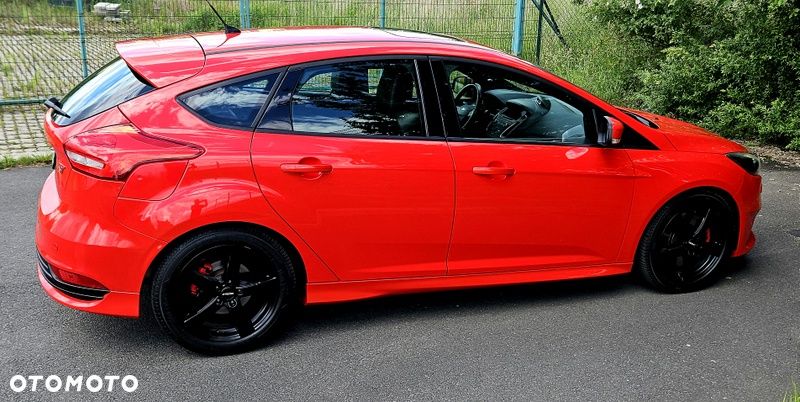 Ford Focus 2.0 TDCi ST - 17