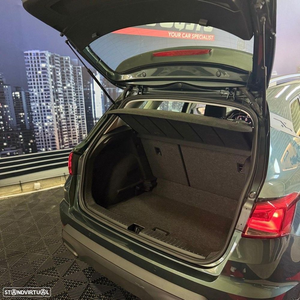 SEAT Arona - 12