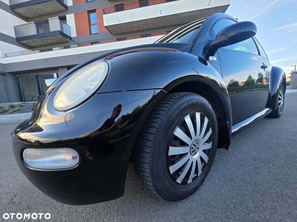 Volkswagen New Beetle - 17