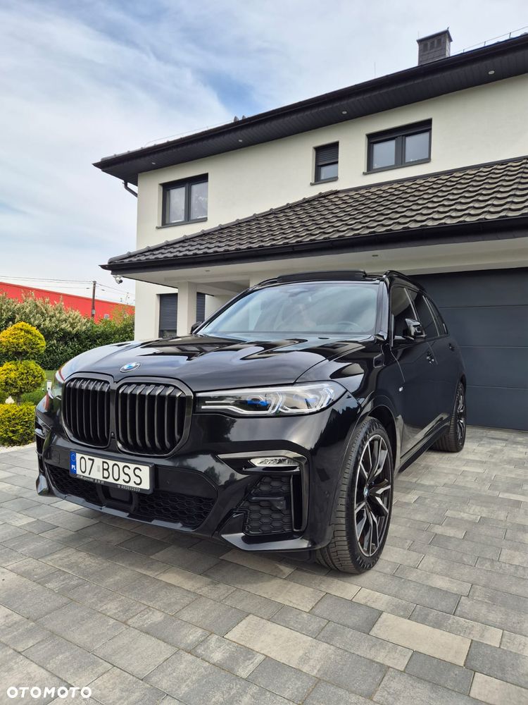 BMW X7 xDrive40d mHEV - 11