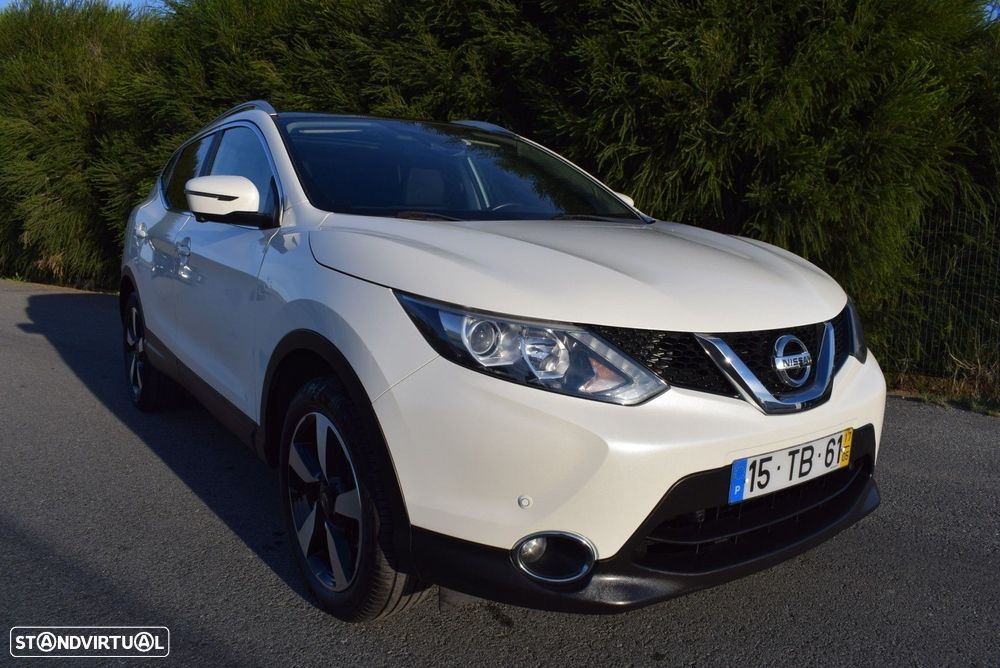 Nissan Qashqai 1.5 dCi N-Connecta J18+Led - 1