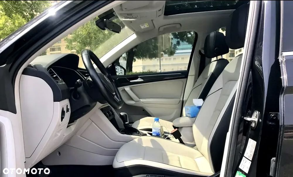 Volkswagen Tiguan - 10