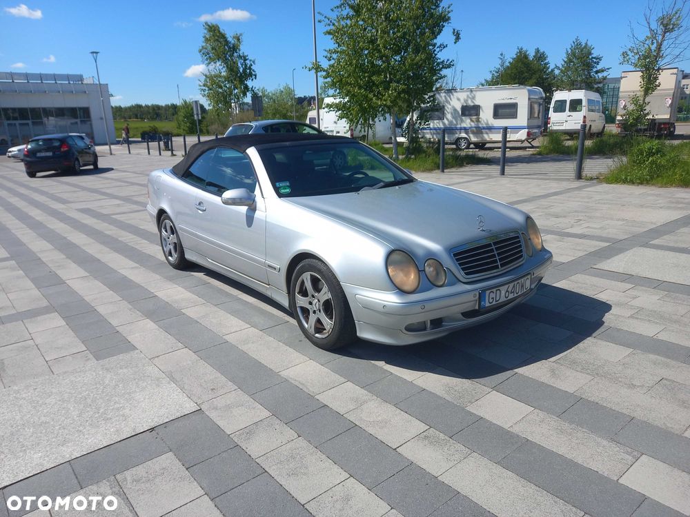 Mercedes-Benz CLK - 2