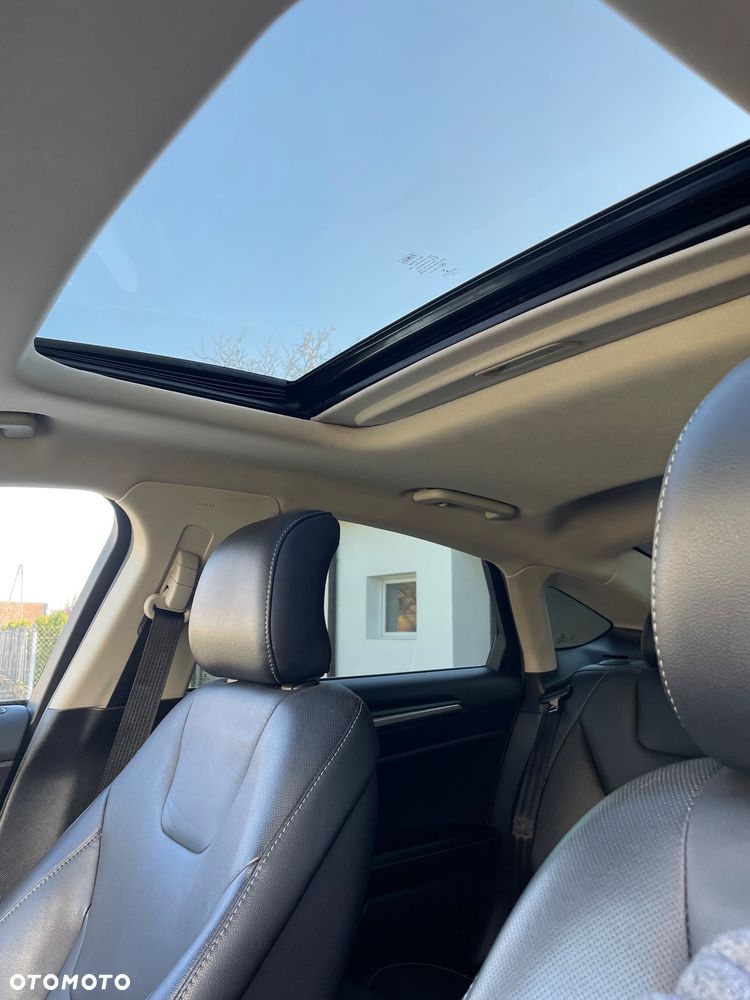 Ford Fusion - 14