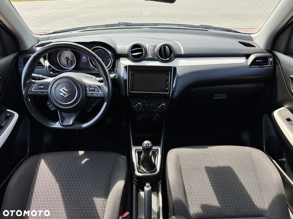 Suzuki Swift 1.2 Dualjet Hybrid Club - 6