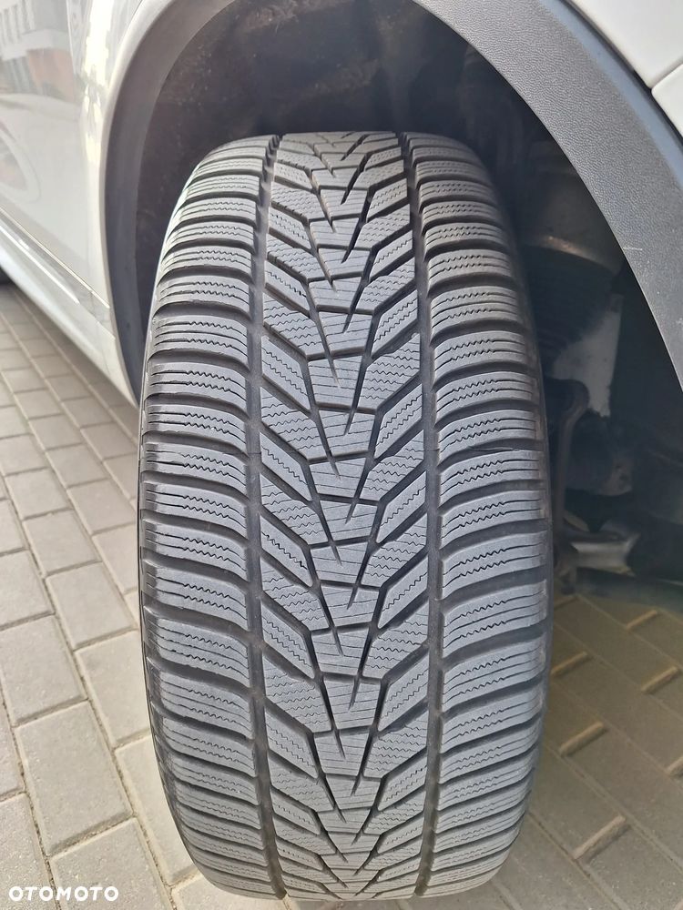 Volkswagen Touareg 3.0 V6 TDI BMT Perfectline R-Style - 26