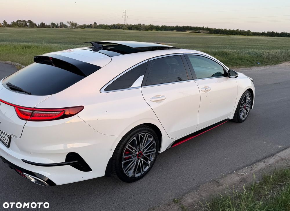 Kia ProCeed - 5