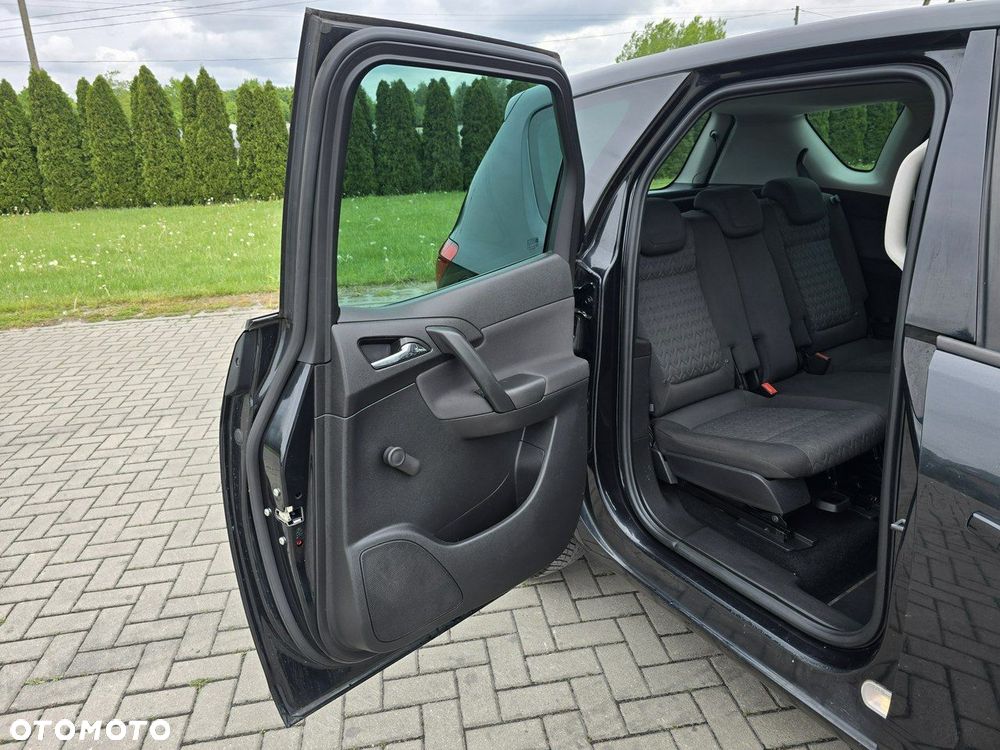 Opel Meriva - 12