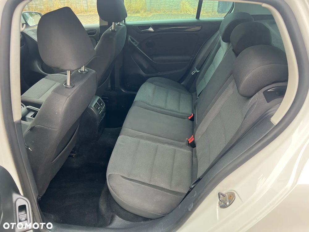 Volkswagen Golf - 12