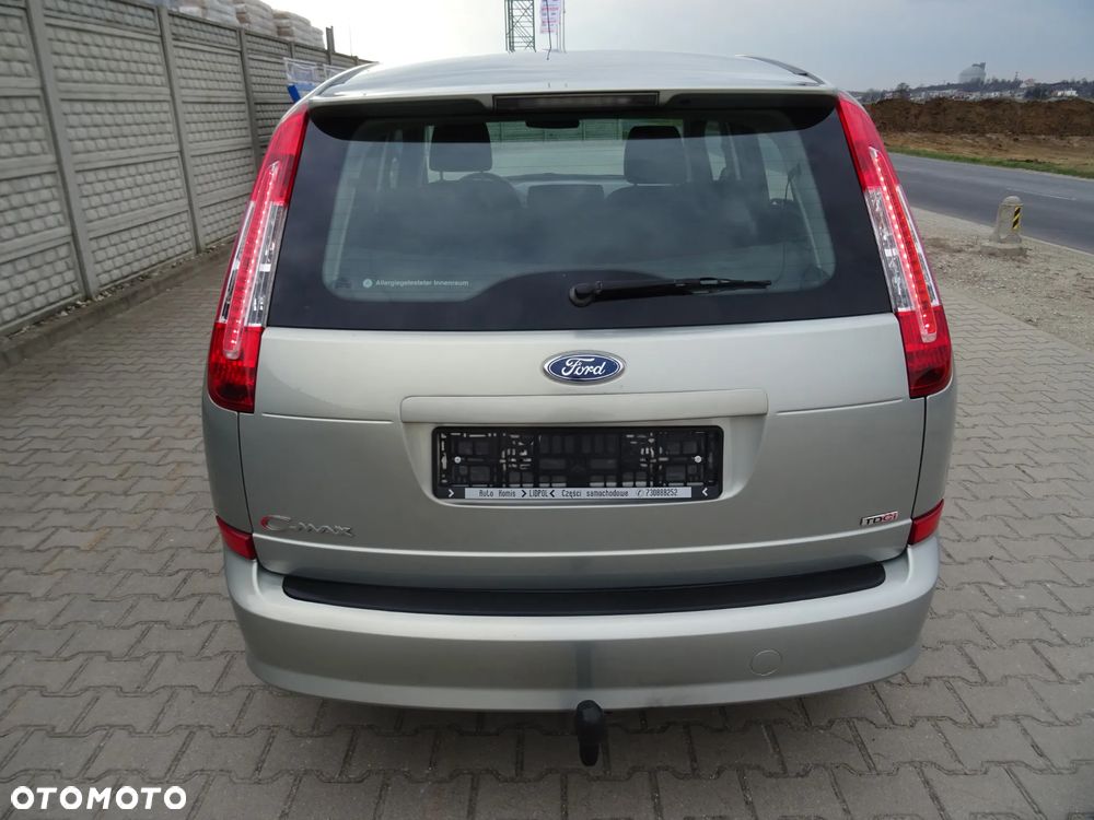 Ford C-MAX - 10