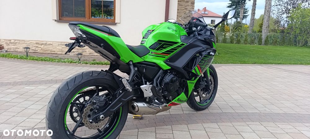 Kawasaki Ninja - 7