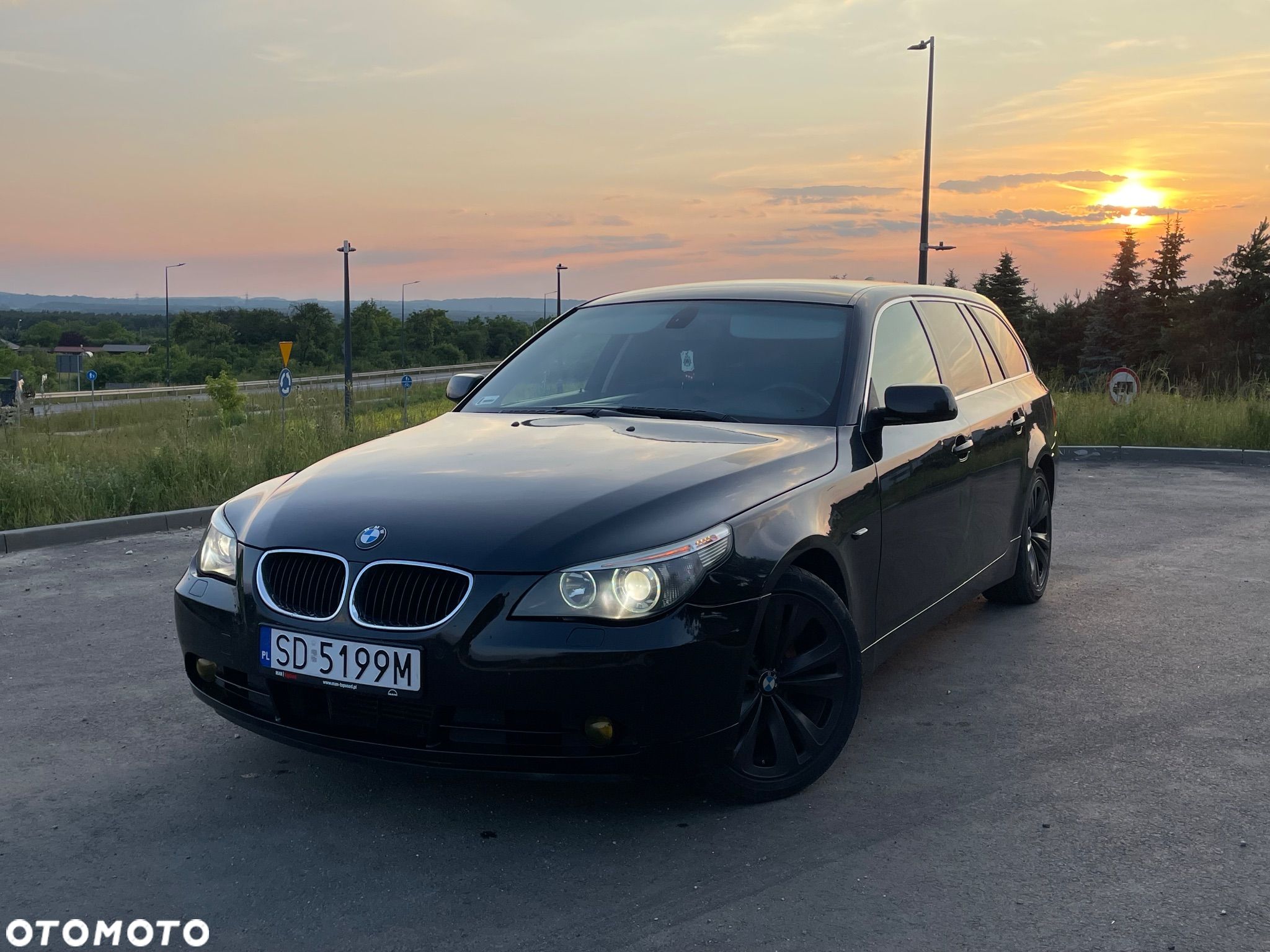 BMW Seria 5 525d Touring - 1