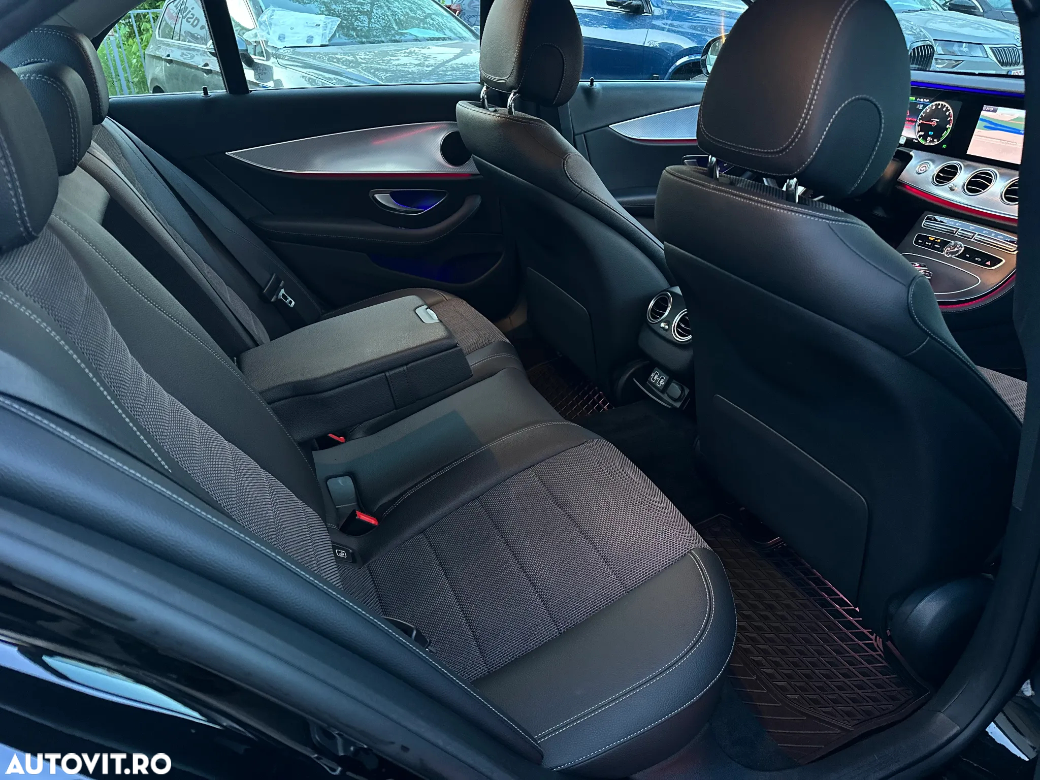 Mercedes-Benz E 300 9G-TRONIC Avantgarde - 10
