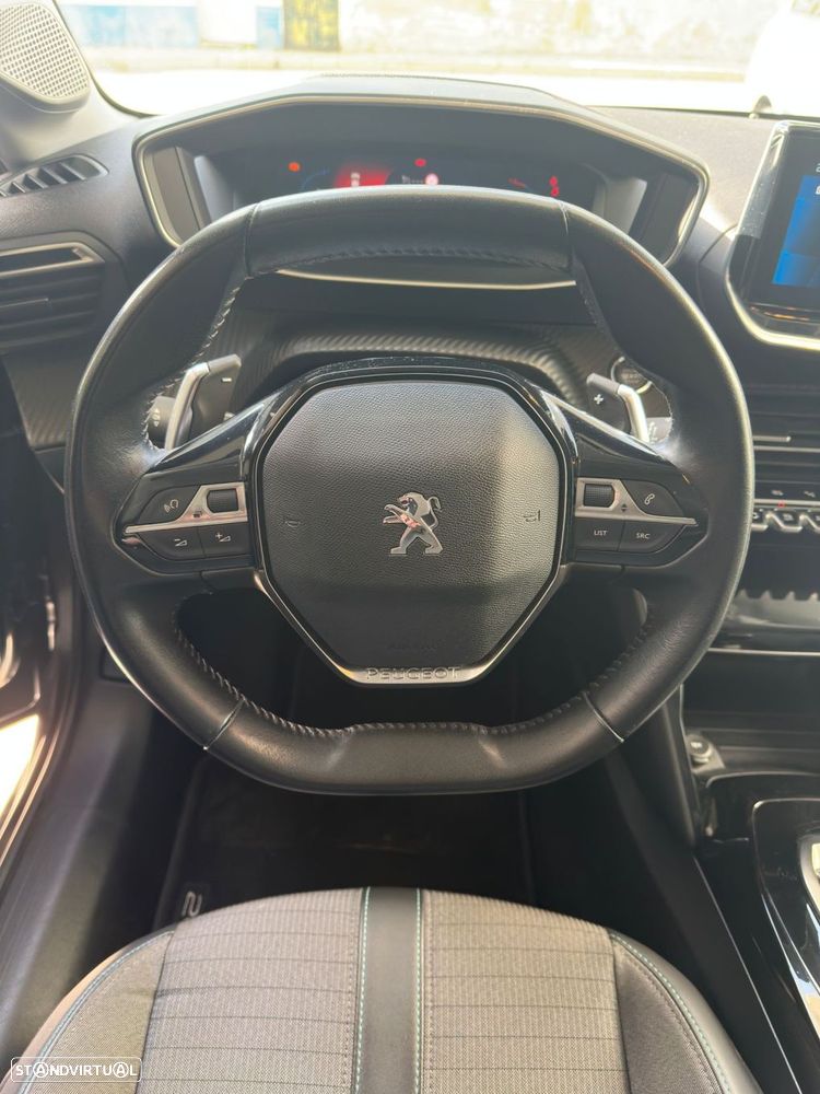 Peugeot 208 1.2 PureTech Allure EAT6 - 11