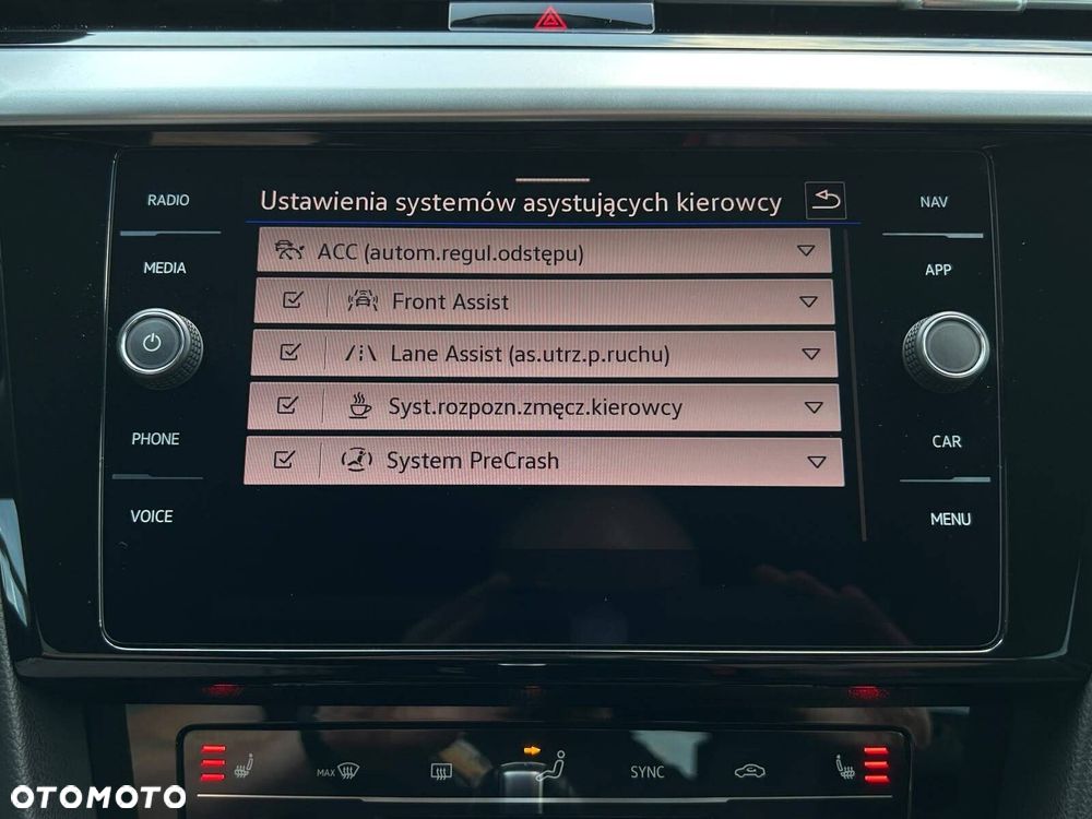 Volkswagen Arteon 2.0 TDI 4Motion R-Line DSG - 30