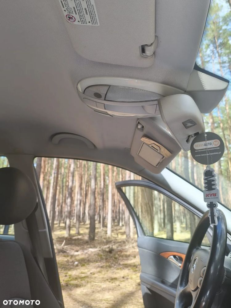 Mercedes-Benz Klasa E 220 CDI Classic - 21