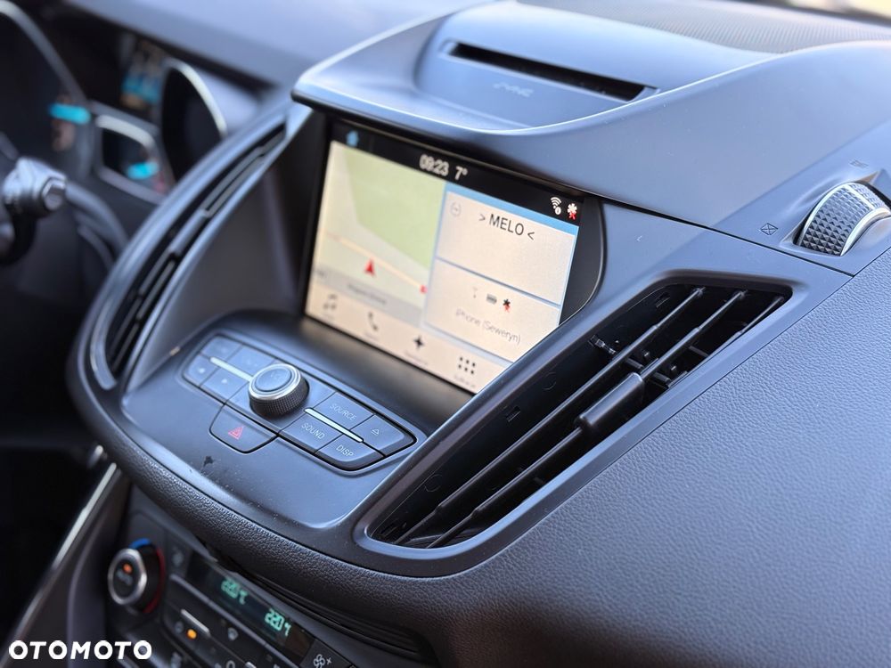 Ford Kuga 2.0 TDCi 2x4 Titanium - 24