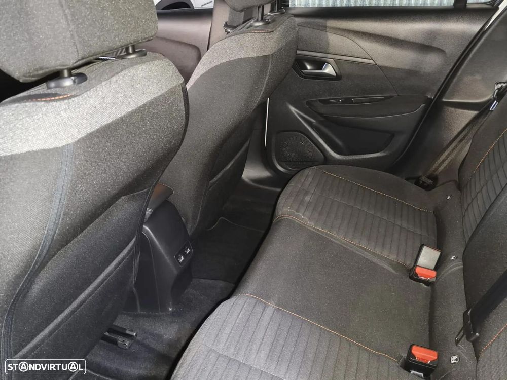 Peugeot e-208 50 kWh Active Pack - 23