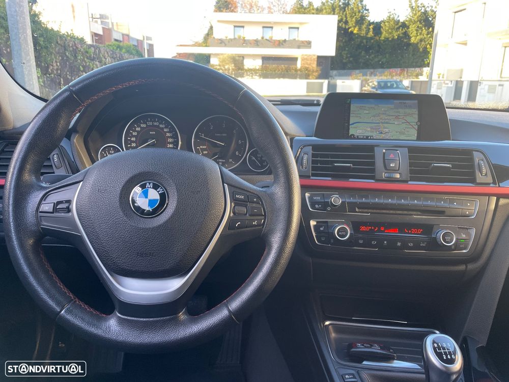 BMW 320 d Sport Line - 11