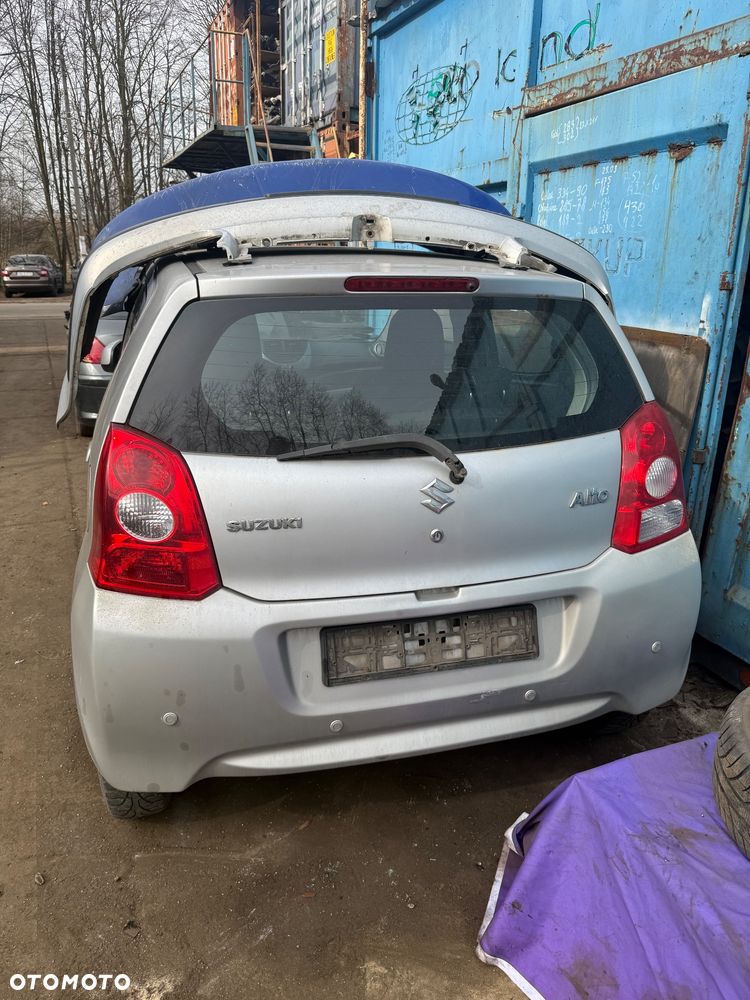 Suzuki Alto VI na części - 3