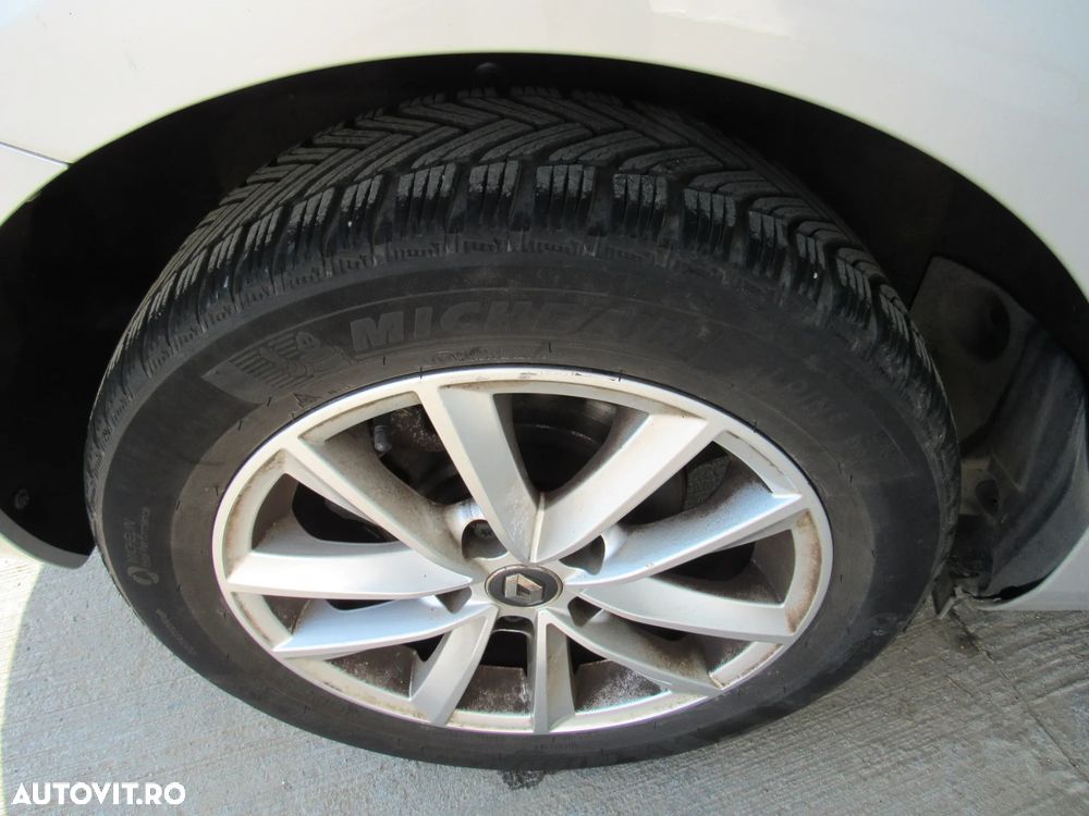 Renault Megane Blue dCi 116 EDC Intens - 9